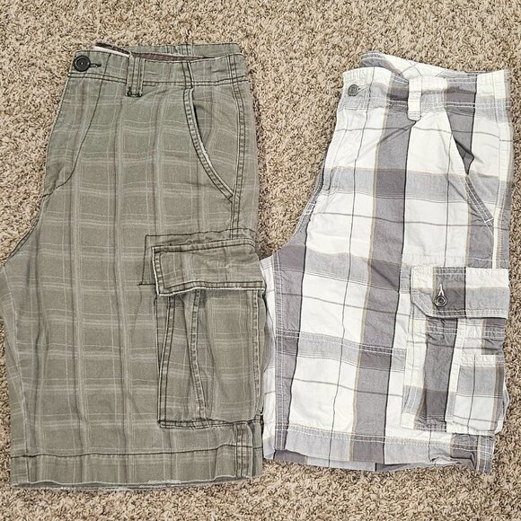 Men's plaid Cargo Utility Shorts - 33 / 34 waist - Picture 1 of 11